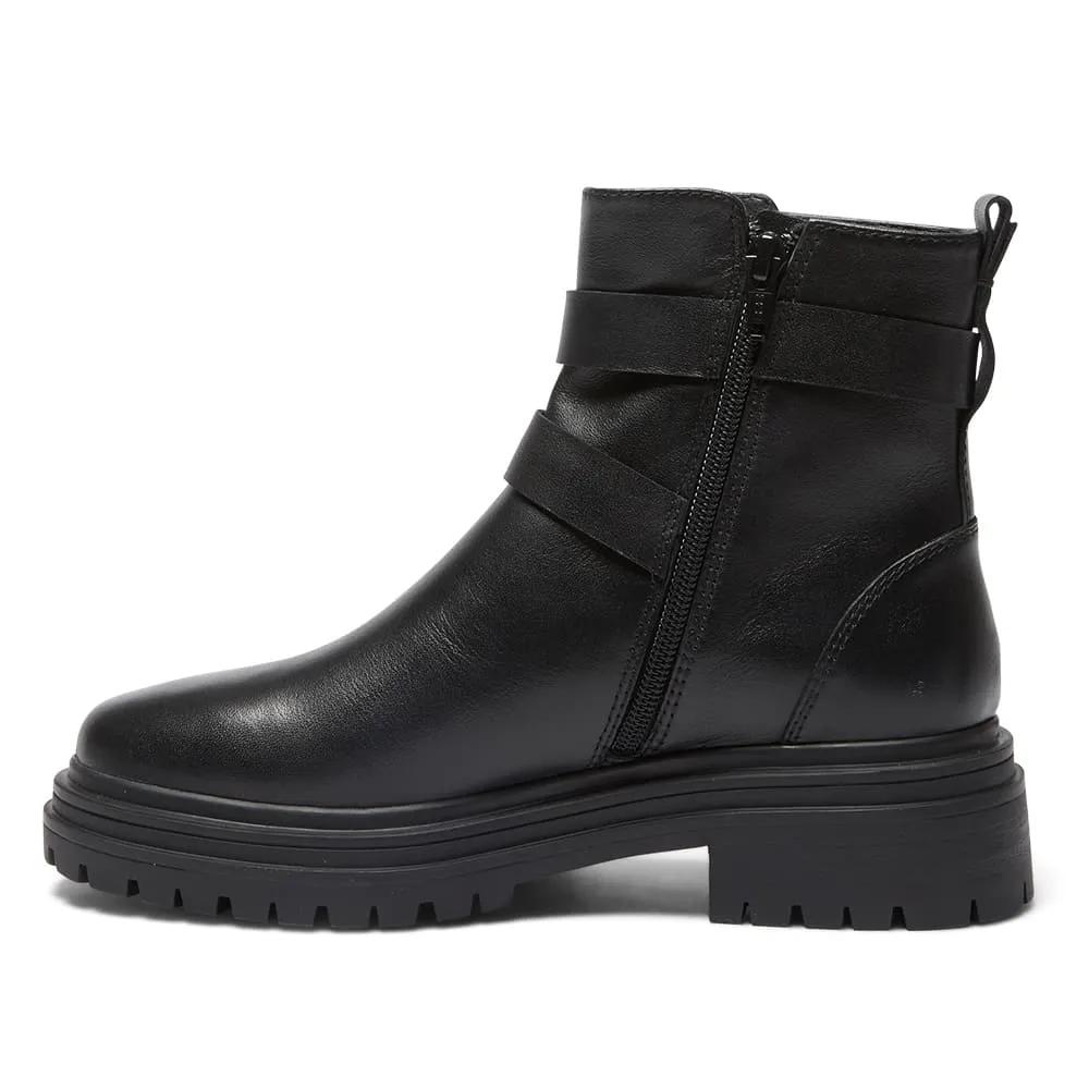 Kembla Boot in Black Leather