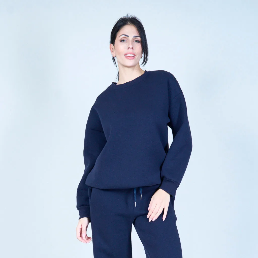 Minimalist crew neck sweatshirt wholesale