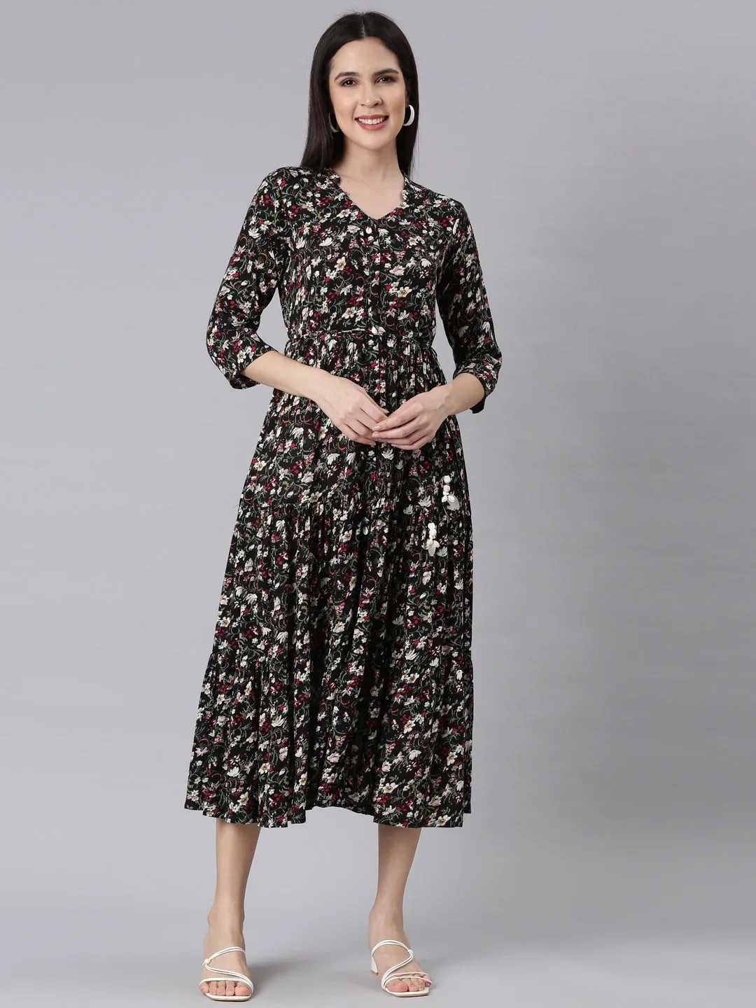 Neerus Black Curved Casual Floral Maxi Dresses