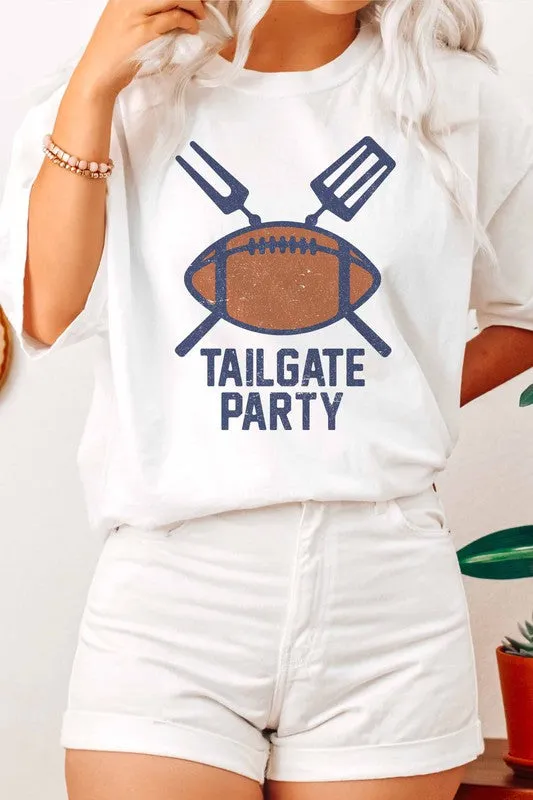 TAILGATE PARTY GRAPHIC TEE PLUS SIZE